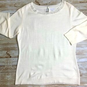 New York & Company Lightweight Sweater Ivory Jeweled Round Neck EUC L